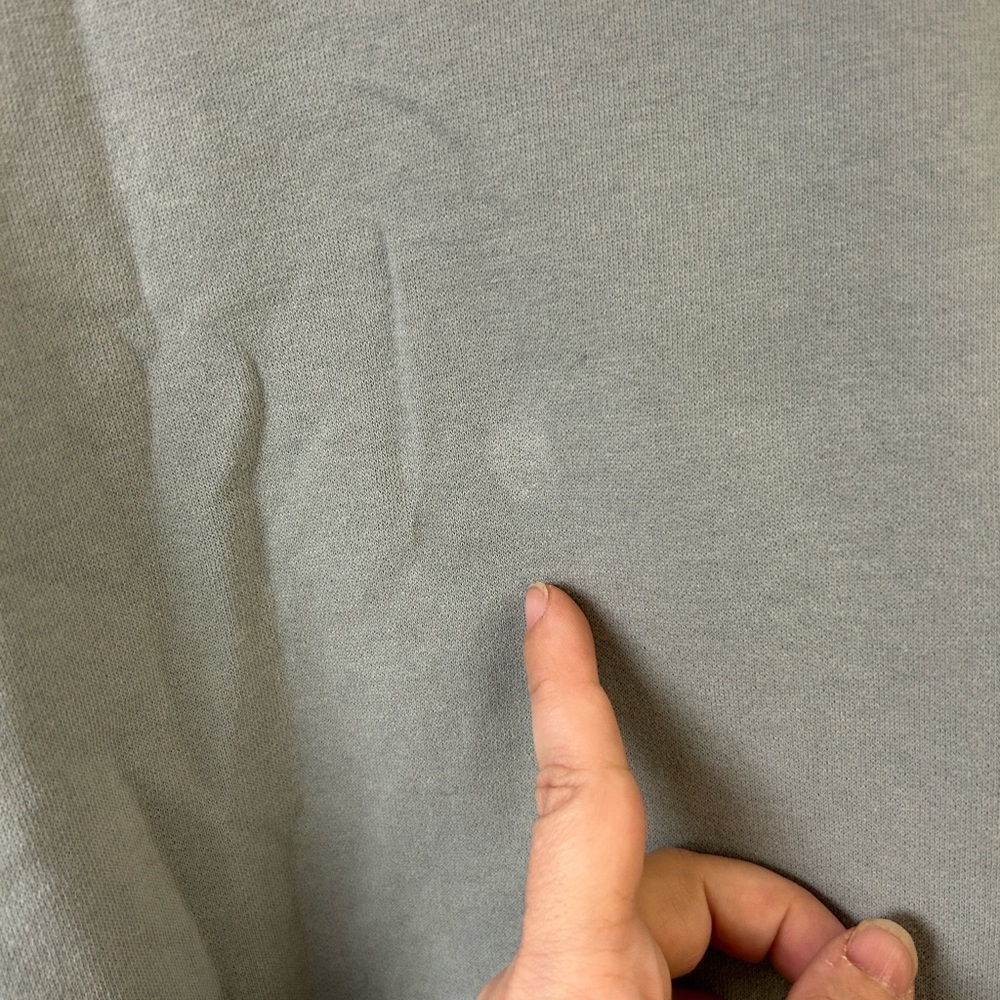 Hollister Be Kind to Others Graphic Sweatshirt - Picture 3 of 6